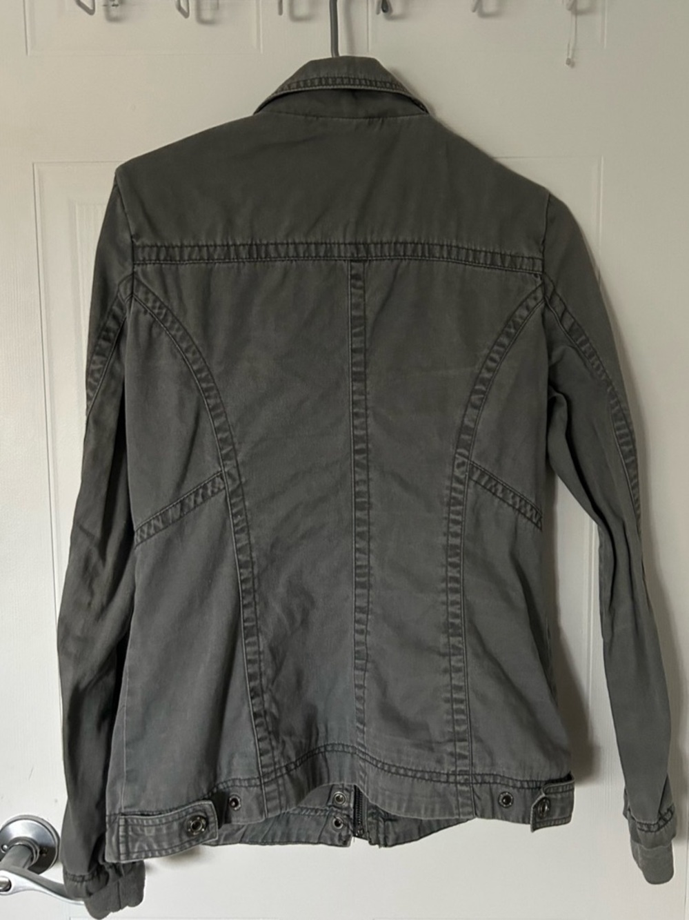 Garage Jacket - Picture 3 of 4